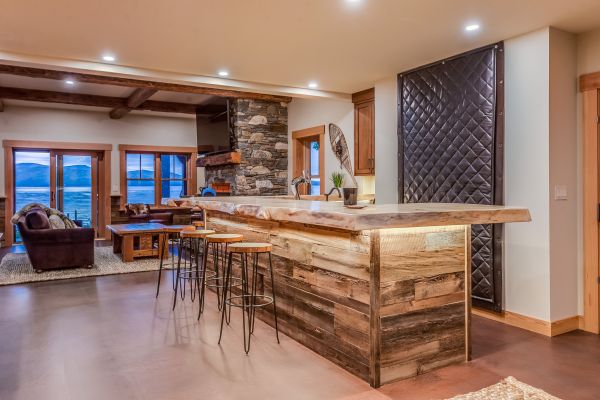 Bar Installation in Canyon Lake