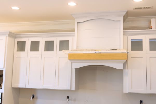 Hanging Cabinet Installation in Canyon Lake